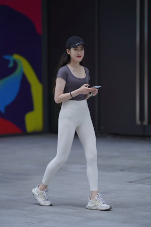 动漫h吧